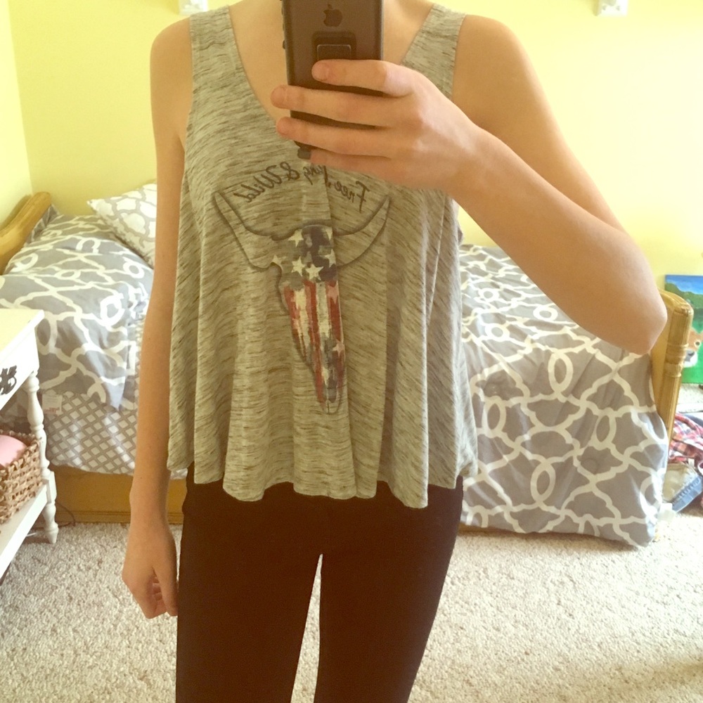 Graphic Tank